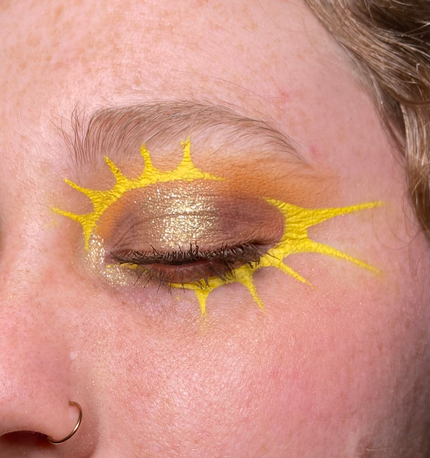 Gold Biodegradable Glitter Eyeshadow