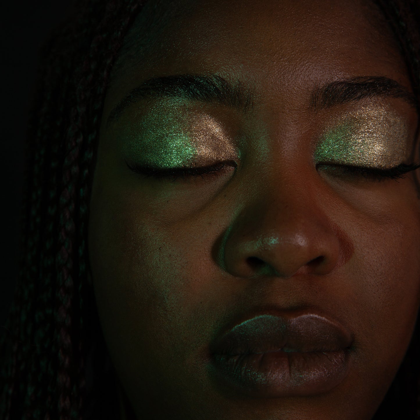 ecofriendly_glitter_eyeshadow_vegan