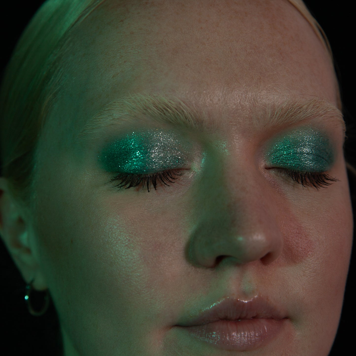 glitter_eyeshadow_ecofriendly_vegan