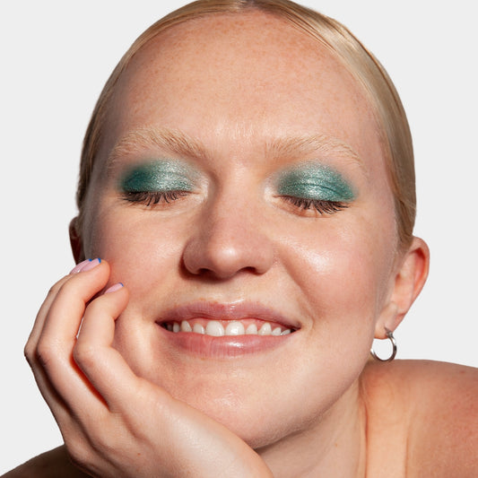 5 Ways to Wear Glitter Eyeshadow This Festival Season